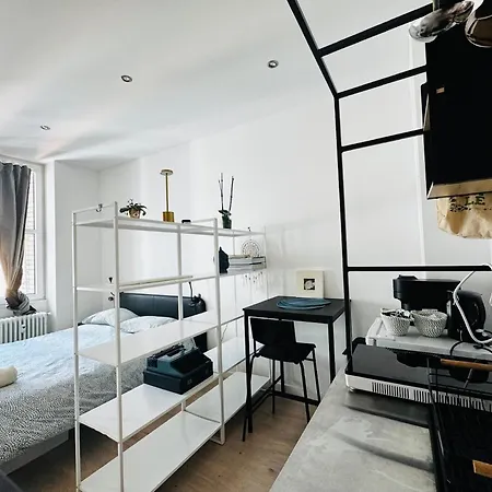 Lägenhet The House Near The Sea